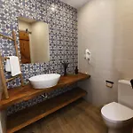 Cangalho Premium Bed & Breakfast Azueira