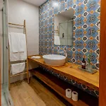 Cangalho Premium Bed & Breakfast Azueira