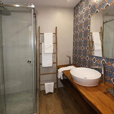 Bed and breakfast Cangalho Premium 3*