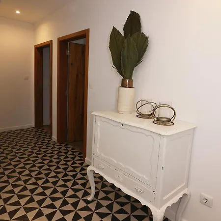 Bed and breakfast Cangalho Premium