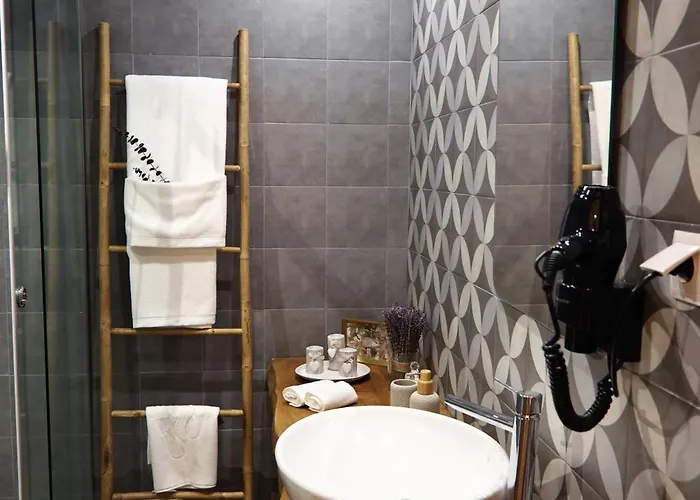 Cangalho Premium Bed and Breakfast 3*