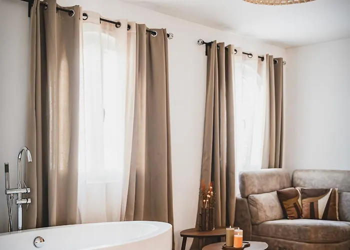 Cangalho Premium Bed and Breakfast Azueira
