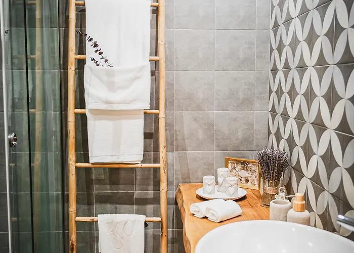 Bed and Breakfast Cangalho Premium Azueira